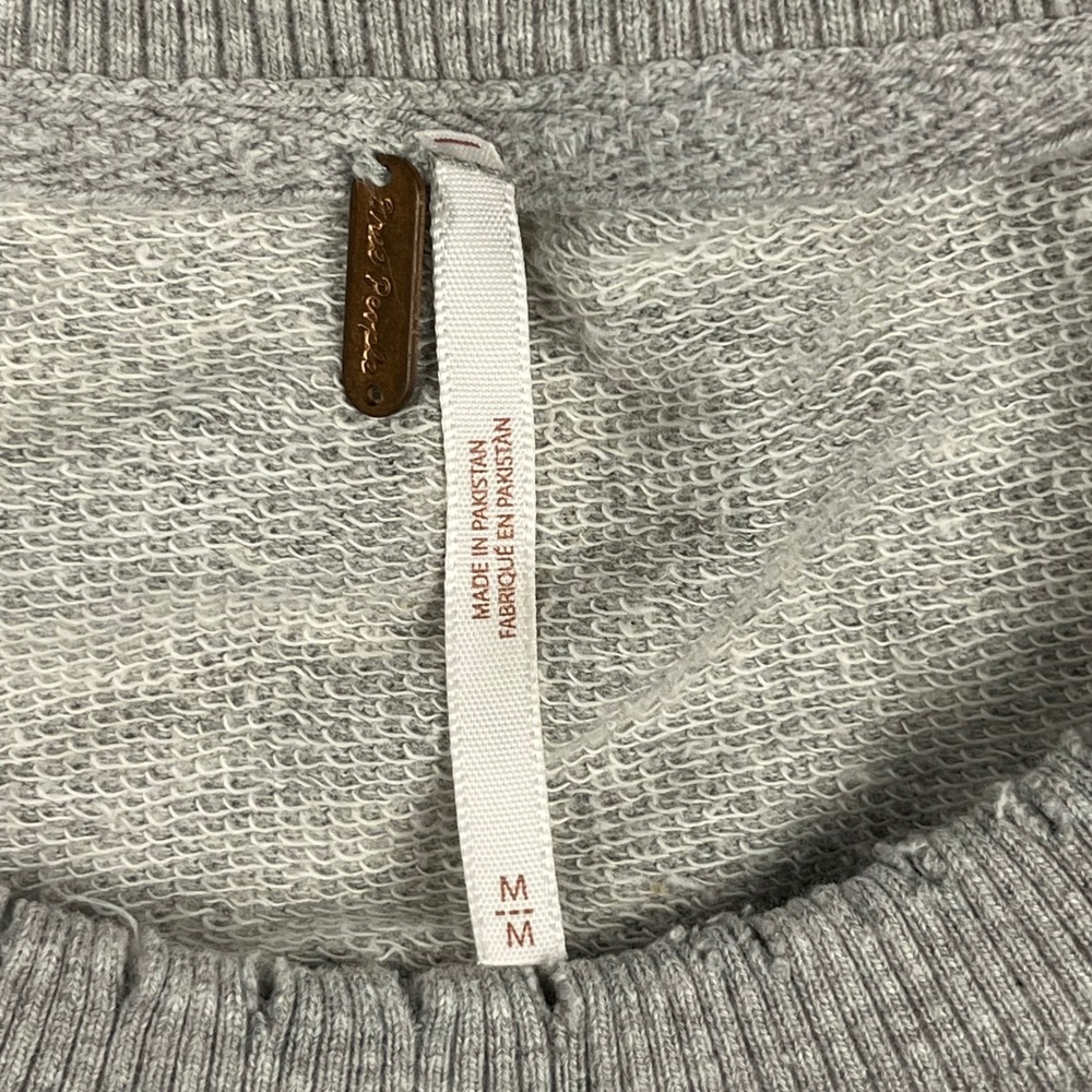 Free People Sweatshirt Women Medium Gray Cut Sleeve Crew Neck Distressed Hem - Picture 2 of 9